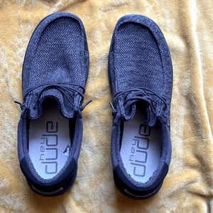 Mens Hey Dudes size 11